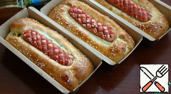 Here are such ruddy and beautiful khachapuri dogs turned out.