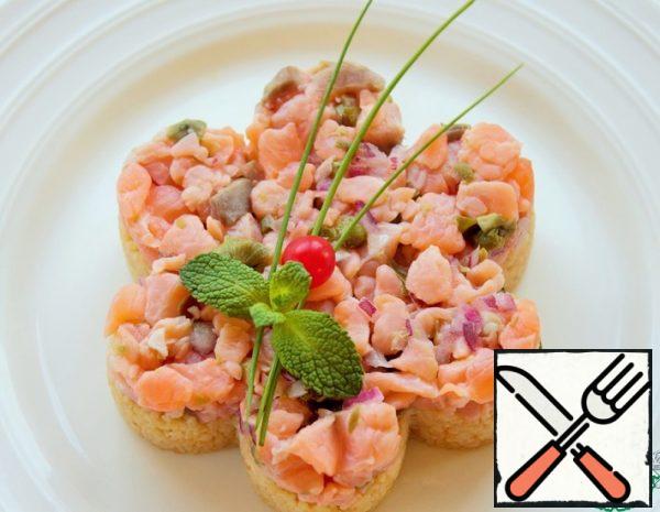 Tartare with Salmon and fried Couscous Recipe