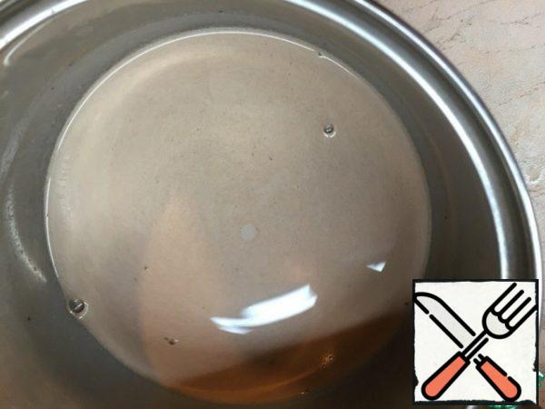 Pour the dry mixture with warmed milk;