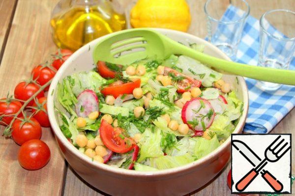 Simple but delicious salad.