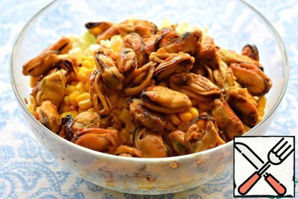 There also send the already cooled mussels.