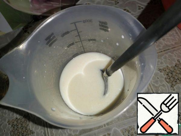 Shake kefir with honey and corn oil.