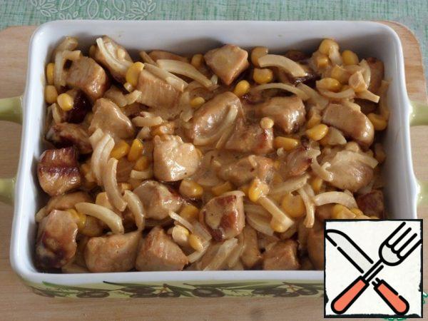 Put the meat in a baking dish. You can cover with foil and bake, but I ran out of it, so I made a lid from the dough.