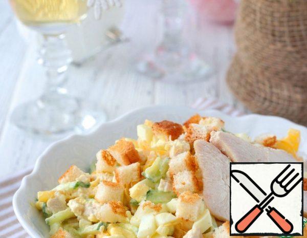 Salad with Chicken and Spicy Dressing Recipe