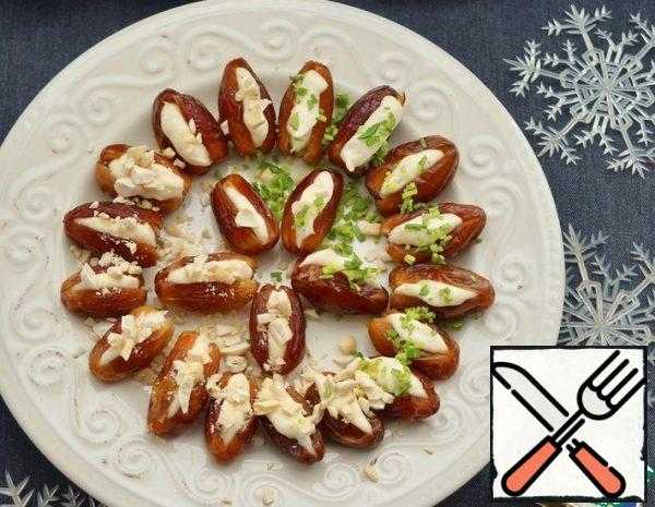 Dates stuffed with melted Cheese Recipe