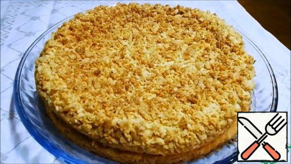 We take the cake out of the oven. Let it cool down. Remove the ring and parchment paper. If desired, sprinkle with powdered sugar.