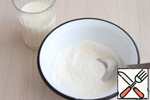 For the cream:
A bag of ready-made pudding mixture (40 gr.), add 1 pinch of salt and 100 gr. sugar, stir the mixture, then combine with 150 ml. milk at room temperature. Stir the mixture until the pudding mixture and sugar are completely dissolved.