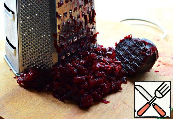 Grate on a fine/medium/coarse grater or on a Korean salad grater.