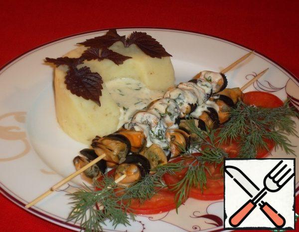 Mussels in Creamy Wine Sauce Recipe