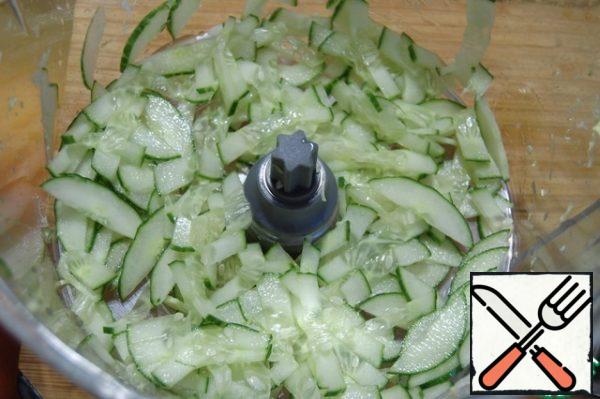 I finished the cucumber just as quickly.