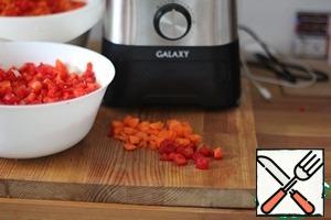 Wash the vegetables, peel them and cut them into cubes. I do this with a food processor.