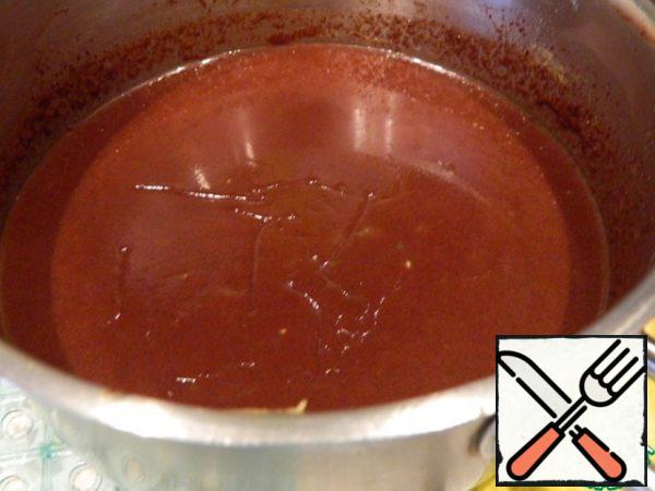 Add bitter chocolate, at least 75 %, stir.
