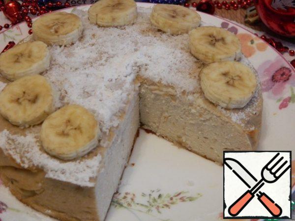 You can remove the sample. Very tasty! The casserole is dense and does not fall apart, but if I took 2 more bananas, maybe it would become even softer, more tender.