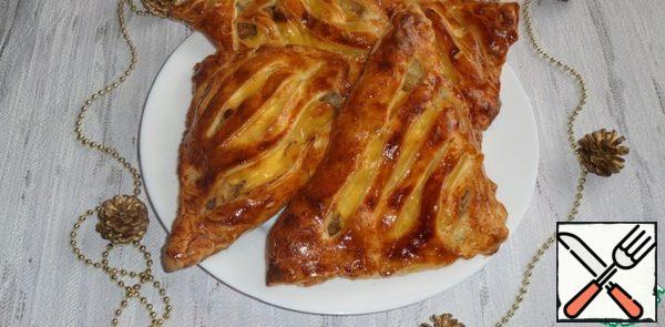 Pies with Onion, Chicken and Cheese Recipe