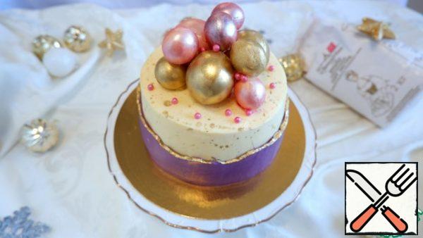 
Decorate the cake as you wish! I decorated the cake with chocolate balls and pastry sprinkles. Enjoy your tea!