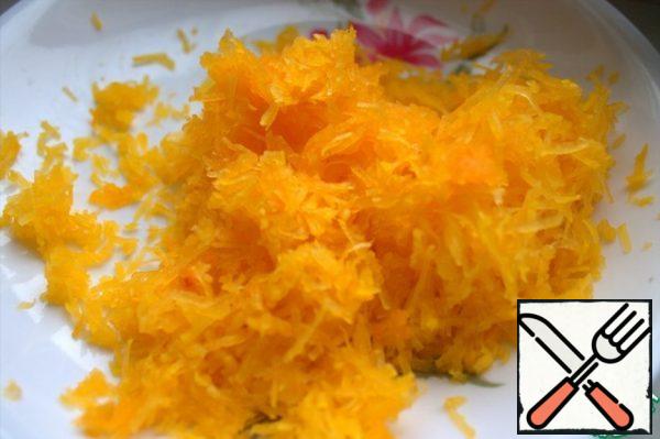 
Finely grate the pumpkin, it will add juiciness.