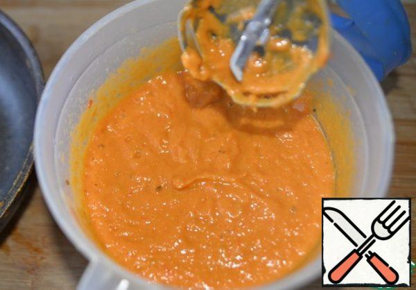 Punch it again with a blender, although you don't have to. Warm up the puree soup.