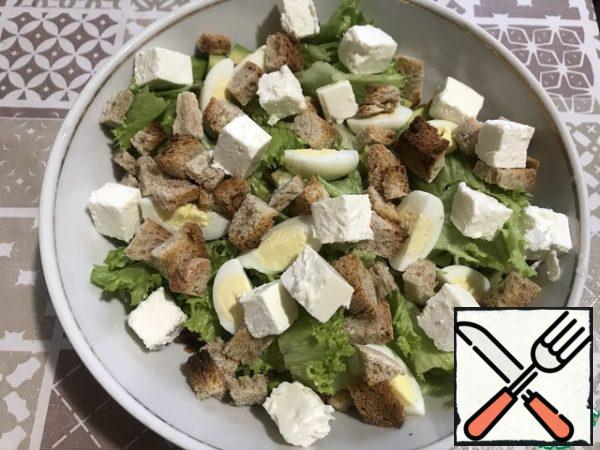 In the end, we spread the diced feta and in this form you can already put the salad on the festive table.

You can add salt and pepper to taste, but I do not see the need for this, feta and mayonnaise will give the desired piquancy and taste.