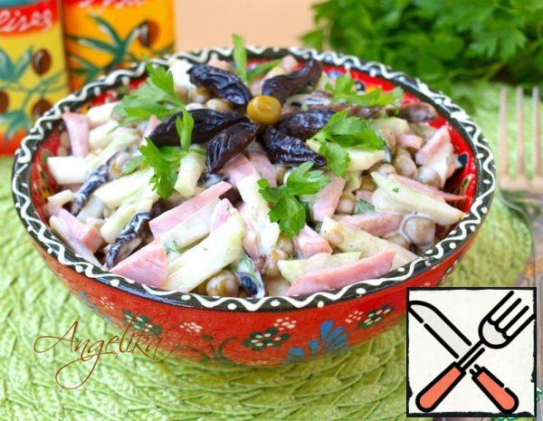 Salad with Ham, Prunes and Peas Recipe