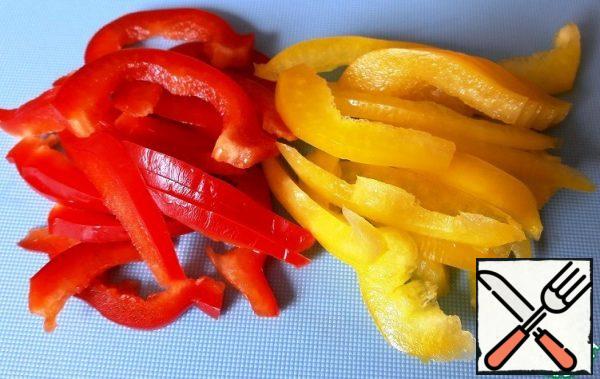 Cut the bell pepper into strips.