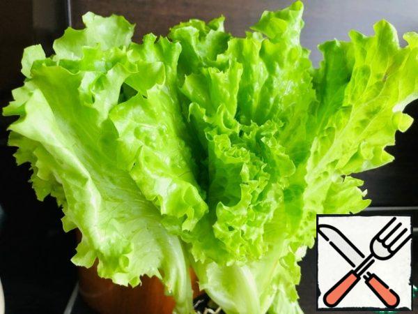 3. My salad, cut randomly.