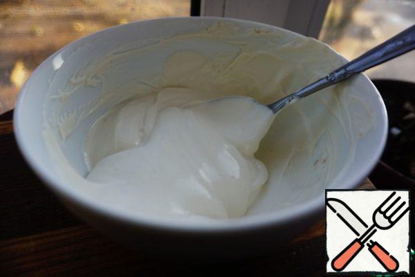 A very interesting result comes out. Sour cream is getting so airy.