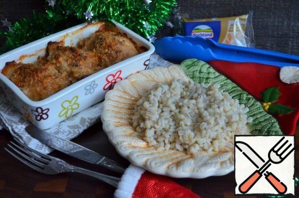 Serve hot, with your favorite side dish, very tasty with barley.