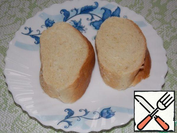 Put the loaf on a flat plate.