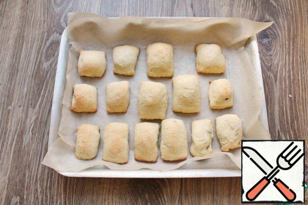 Place in a hot oven and bake at 180 degrees for 20 minutes. Remove from oven, cool and sprinkle with powdered sugar.