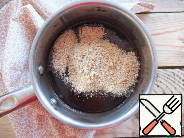At the end, add the chopped nuts.
The paste will not be too thick, as it cools down it will thicken.