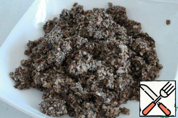 Mushrooms are crushed using a blender, not immersion. Or use a meat grinder.