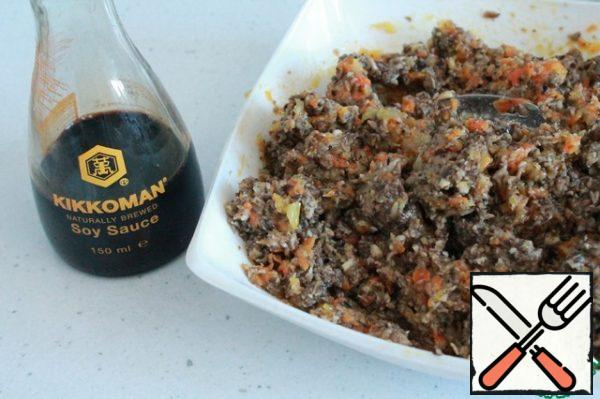 We use soy sauce to fill our mushroom caviar . Mushrooms and soy sauce go well together.