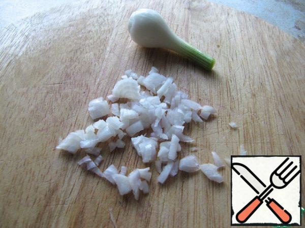 Chop a small onion.
