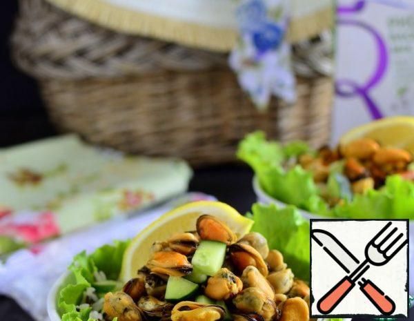 Salad with Mussels Recipe