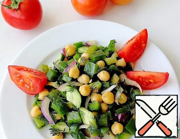 Salad with Chickpeas and Vegetables Recipe