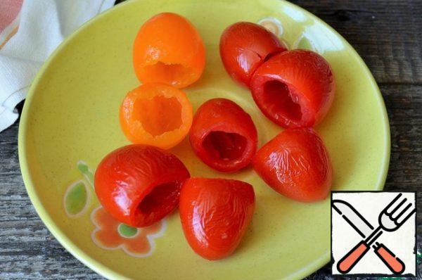 Carefully release the cherry from the pulp.