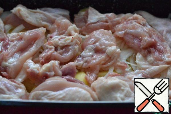 Lay out the chicken. Lightly pour over the sour cream mixture.