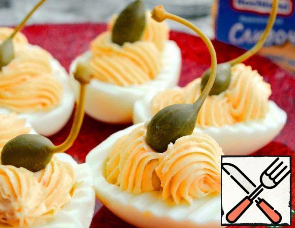 Eggs stuffed with Cheese and Salmon Recipe