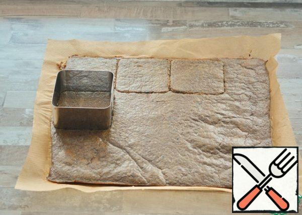 Using a 10*10 cm mold, cut out 10 squares