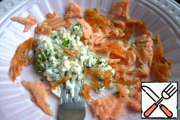 And smoked red fish in small pieces. I have Norwegian salmon.