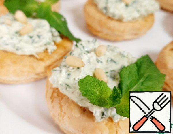 Tartlets with Cottage Cheese Filling and Pesto Recipe