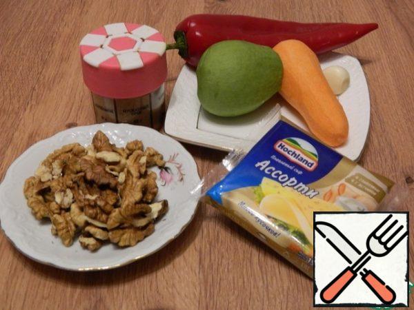 Prepare the products for the filling.