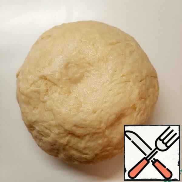 Mix thoroughly, put in polyethylene and put in the refrigerator for 30-40 minutes.