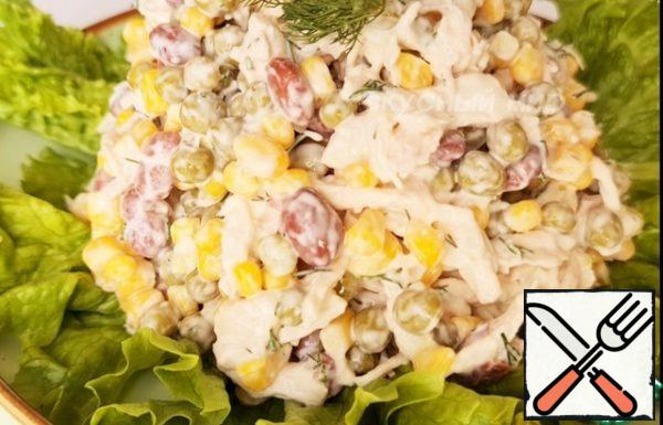 And the second option is with us with mayonnaise. Add 100g of mayonnaise and stir. You can add salt and garlic to taste (I did not add it). The salad is very tasty, hearty and light.