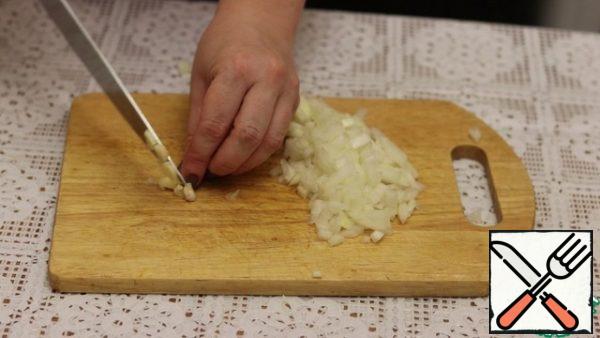 1 clove of garlic finely shred.