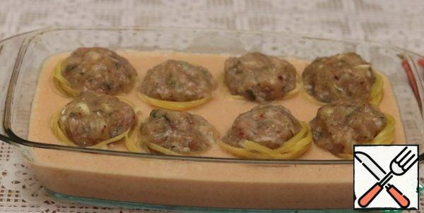 We send it to the oven for 25-30 minutes at a temperature of 170 degrees.