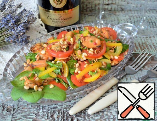 Salad with smoked Mussels and Spinach Recipe