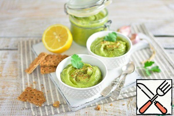 Serve as a main course, as a snack, spread on bread / loaves, or as a sauce!