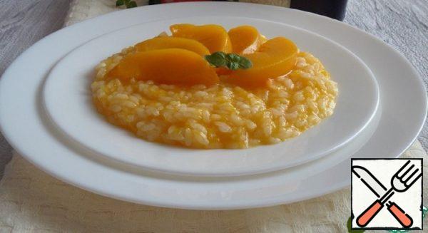 Pumpkin-Rice Porridge with Peaches Recipe