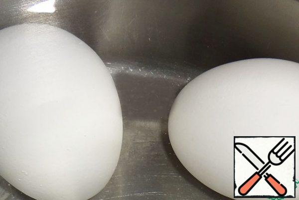Boil hard-boiled eggs in salted water (10 minutes after boiling water).
